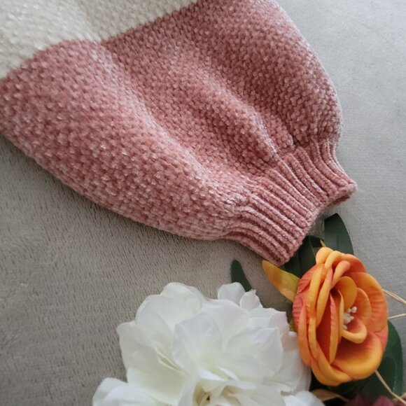 VICI Pink and Cream Vivianna Embelished Oversized Sweater with Pearls - Picture 3 of 8